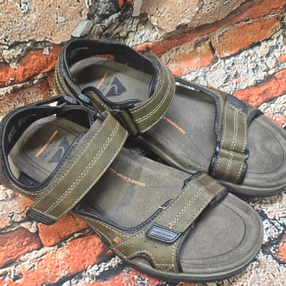 Ozark Trail Men's Khaki/Olive Green Outdoor Terrain Strap Sandals, Size 8